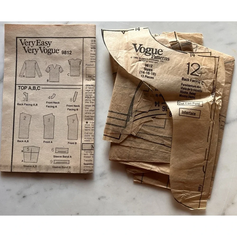 Very Easy Vogue 9812 Pattern Misses' Tops Size 14 16 18 Cut Vintage Business Pro